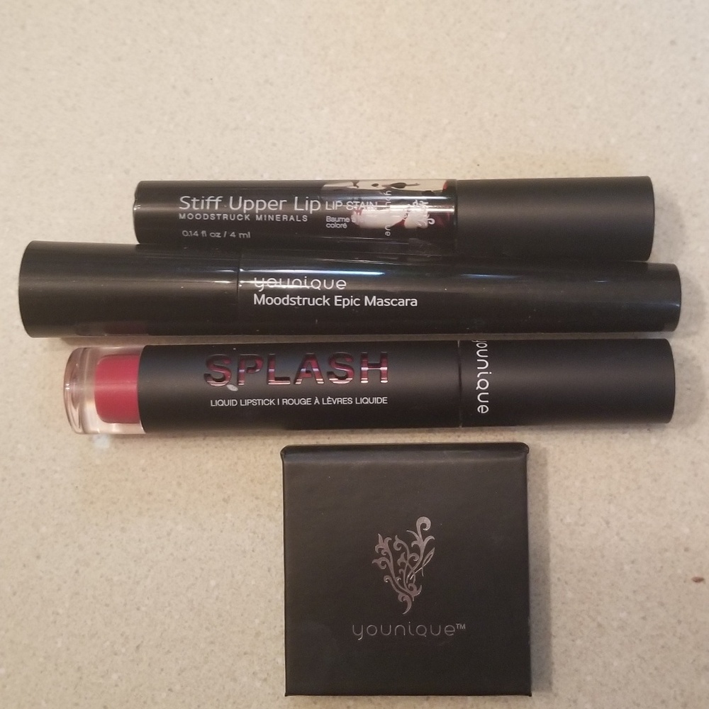 **SOLD**  Younique makeup bundle